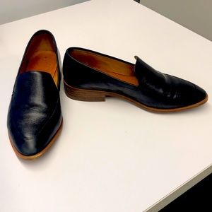 Very comfortable and high quality loafers from Madewell